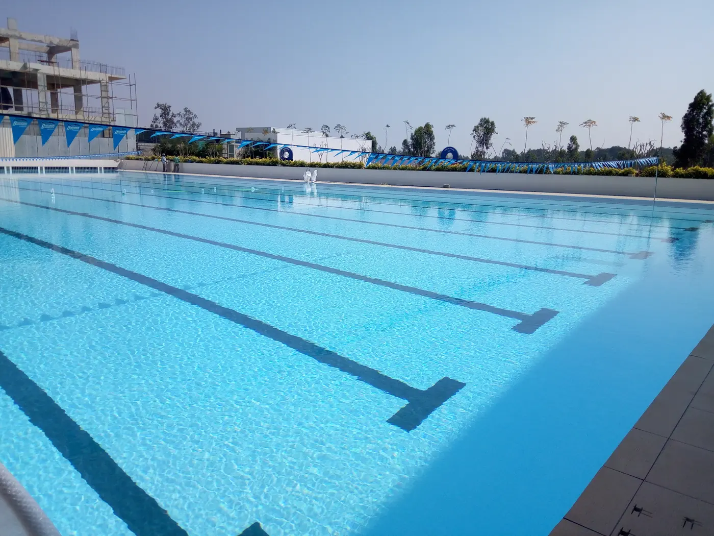 Competition lanes, ready for training